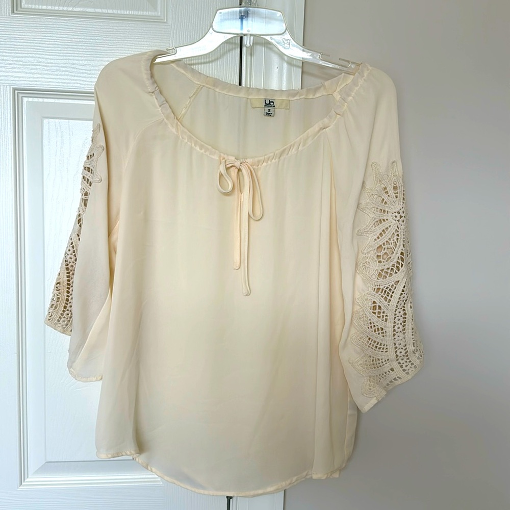 Ua LosAngelas boutique blouse